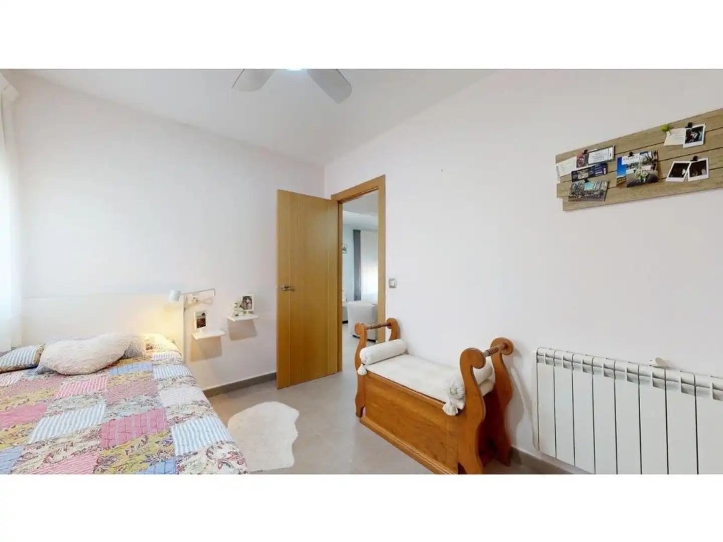 Dormitori de Casa o xalet en venda en Riba-roja de Túria amb Aire condicionat, Calefacció i Jardí privat