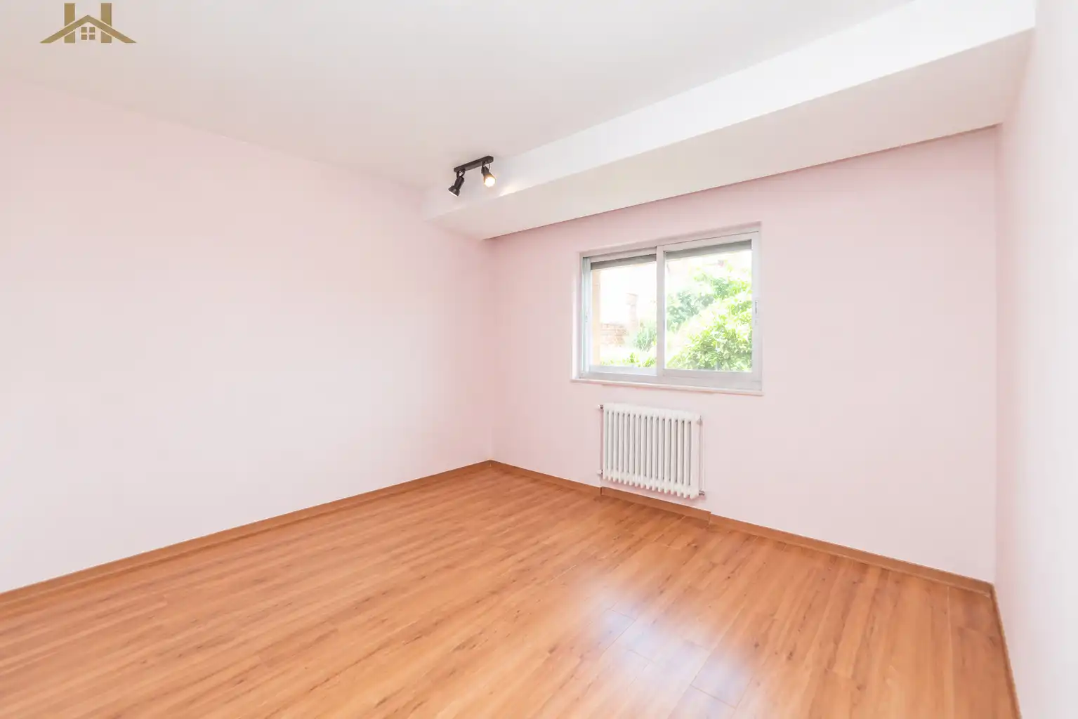 Bedroom of Detached homes for sale in Madrid  with Heating, Private garden and Terrace