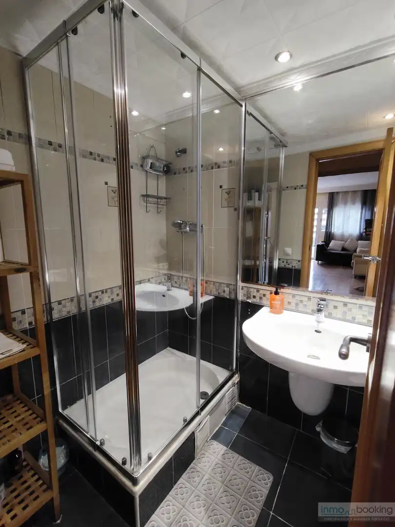 Baño de Apartamento en venta en Reus con Aire acondicionado, Calefacción y Terraza