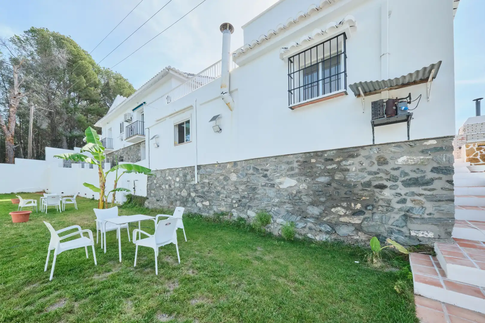 Exterior view of Houses for sale in Almuñécar  with Air Conditioner, Terrace and Swimming Pool