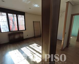 Bedroom of Flat for sale in  Madrid Capital  with Heating and Parquet flooring