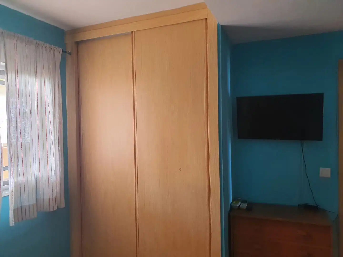 Dormitori de Apartament de lloguer en Fuengirola amb Aire condicionat, Calefacció i Terrassa