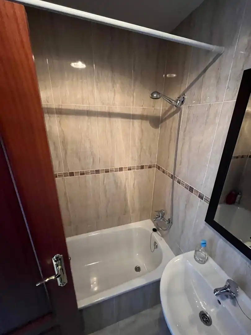 Baño de Piso en venta en Aguilar de la Frontera con Trastero