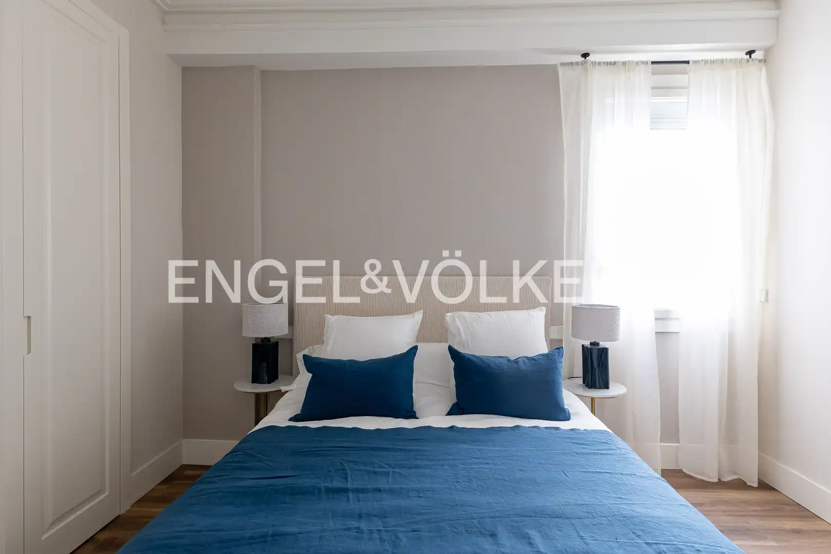 Schlafzimmer von Wohnung zum Verkauf in Madrid mit Klimaanlage, Heizung und Balkon