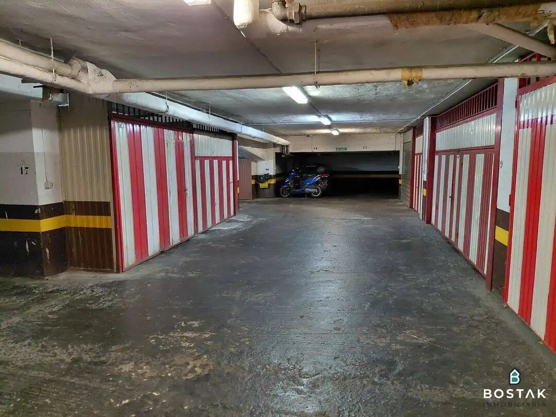 Parkplatz zur Miete in Luis Iruarrizaga Kalea, imagen 3