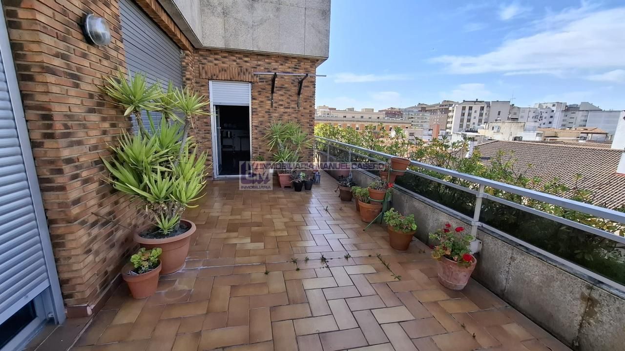 Terrassa de Àtic en venda en Cáceres Capital amb Calefacció, Parquet i Terrassa