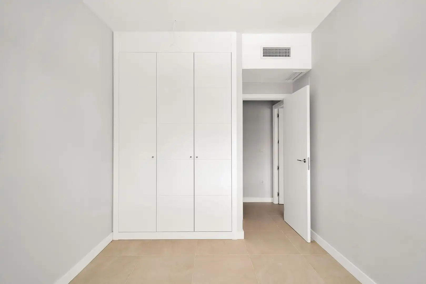 Dormitori de Apartament en venda en Estepona amb Terrassa