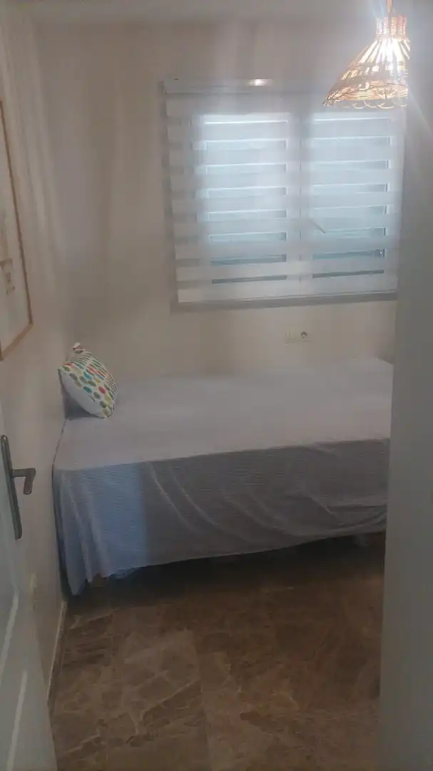 Dormitori de Casa adosada en venda en La Línea de la Concepción amb Aire condicionat, Jardí privat i Terrassa
