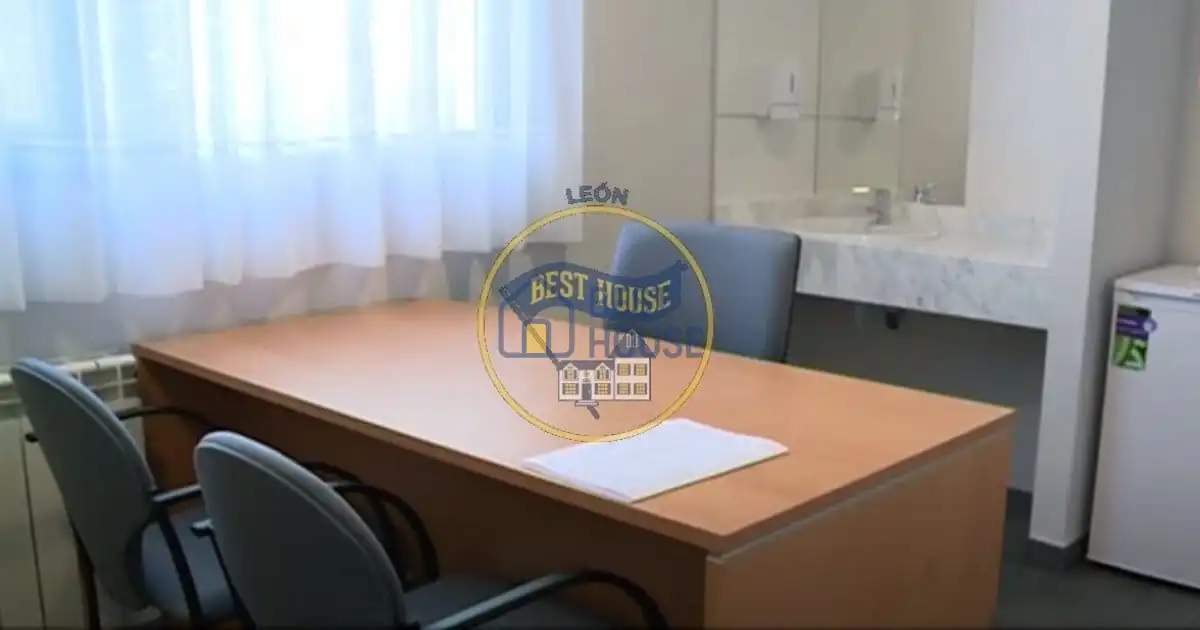 Houses for sale in Sariegos  with Heating, Parquet flooring and Terrace