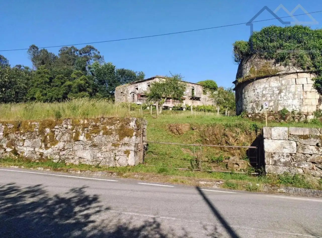 Casa rústica amb jardí en venda a As Neves, imagen 4