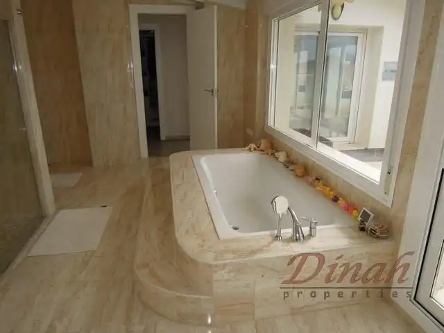 Badezimmer von Dachboden zum Verkauf in Altea mit Klimaanlage, Heizung und Terrasse