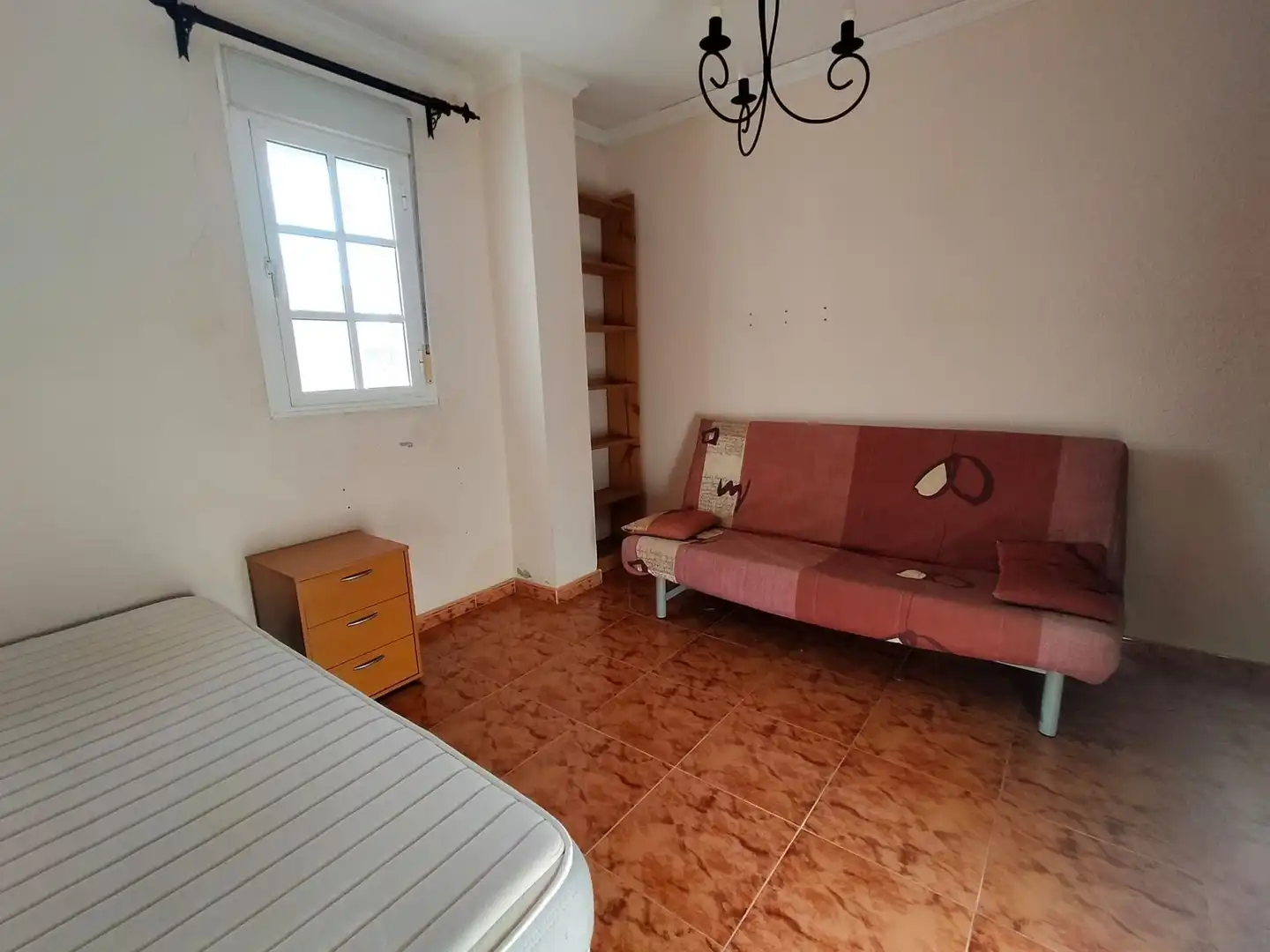 Habitación de Piso en venta en La Línea de la Concepción