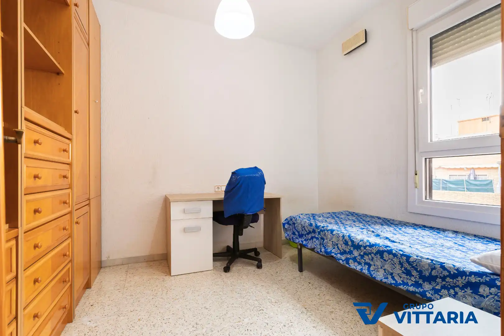 Habitación de Piso en venta en Almería con Amueblado