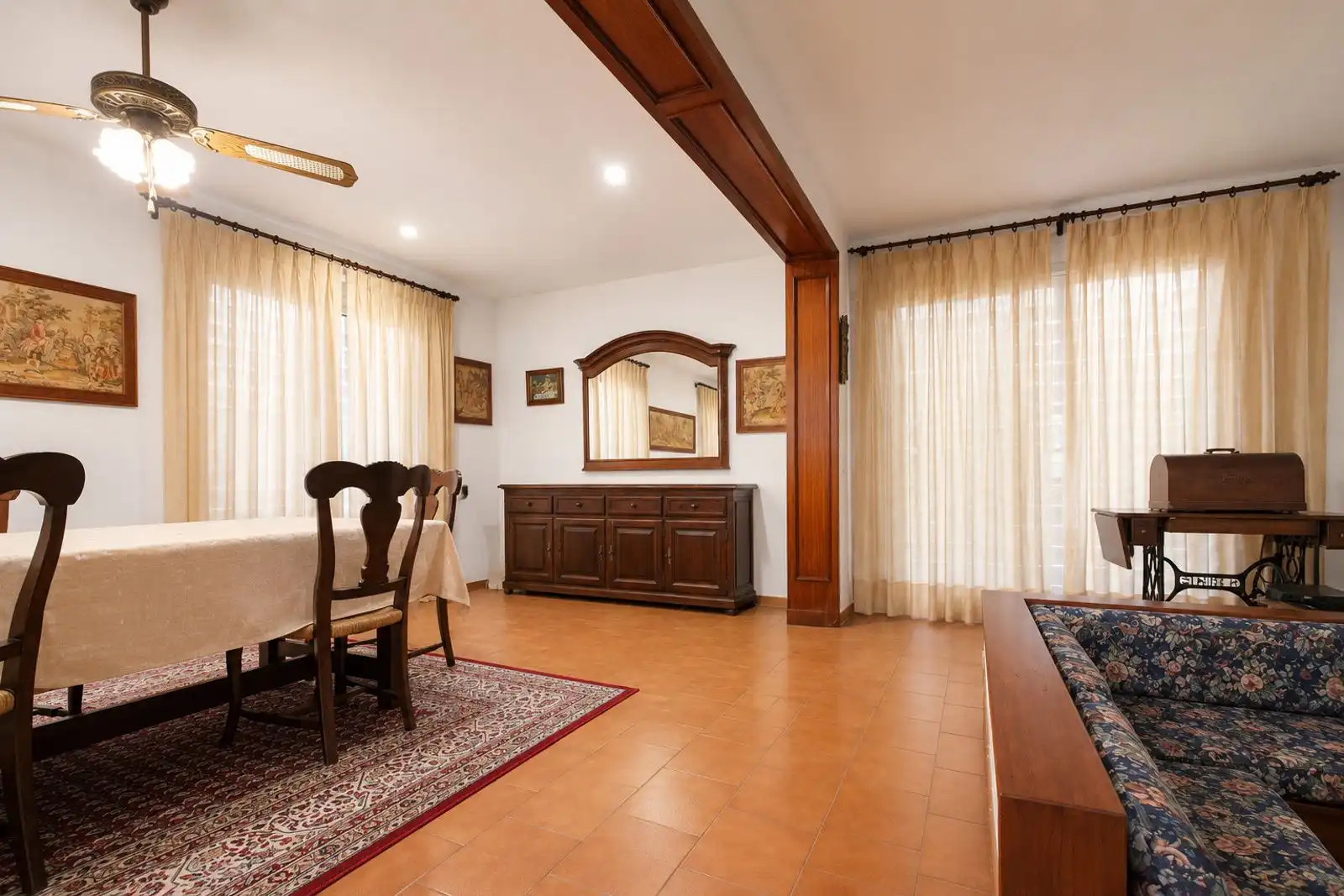 Comedor de Casa o chalet en venta en Cubelles con Calefacción, Jardín privado y Terraza