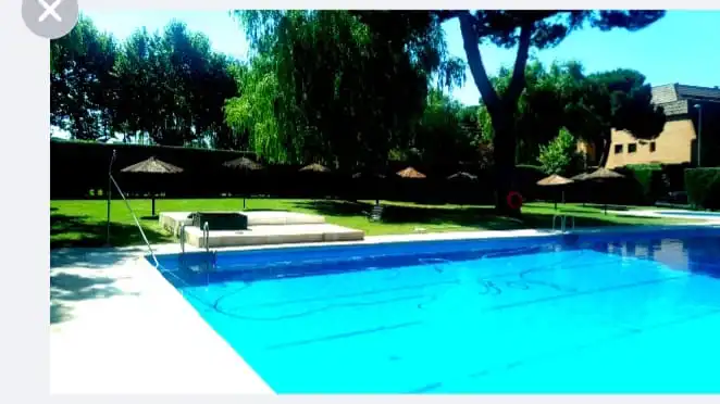 Schwimmbecken von Wohnung zur Miete in Majadahonda mit Klimaanlage, Heizung und Parkett