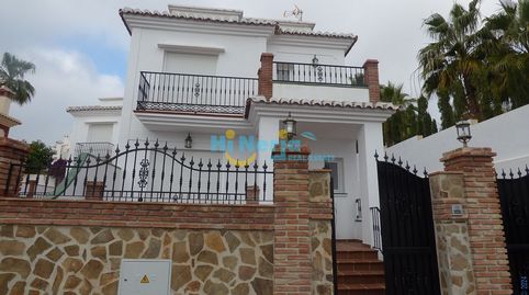 VILLA DE LUJO EN NERJA