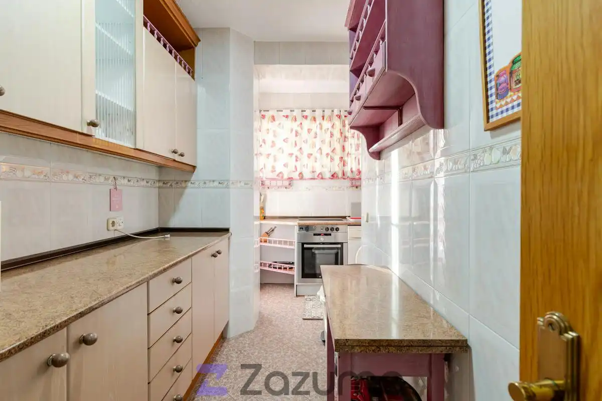 Kitchen of Flat for rent in Carabanchel