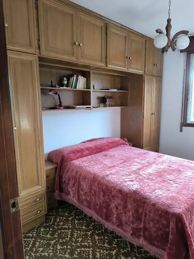 Dormitori de Casa adosada en venda en Vigo 