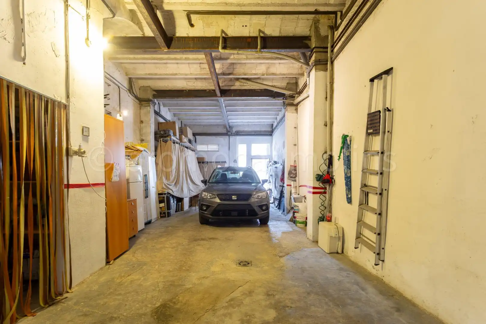Parking de Casa o chalet en venta en Molins de Rei con Aire acondicionado, Calefacción y Jardín privado