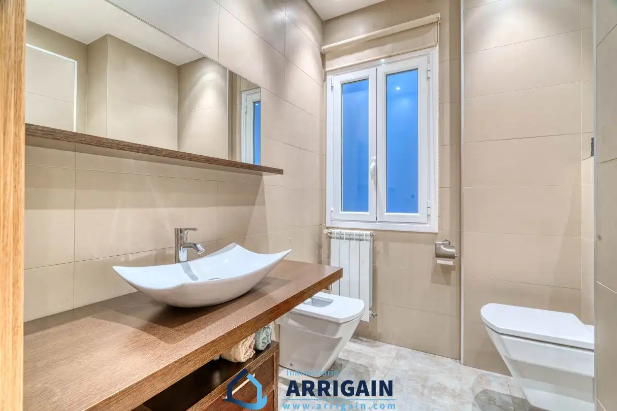 Flat for rent in Usandizaga Kalea, Gros
