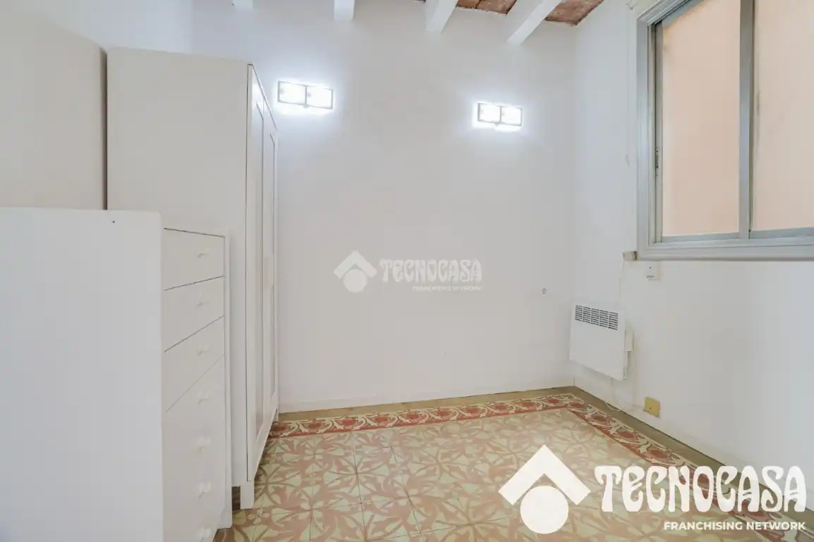 Habitación de Piso en venta en Barcelona con Balcón