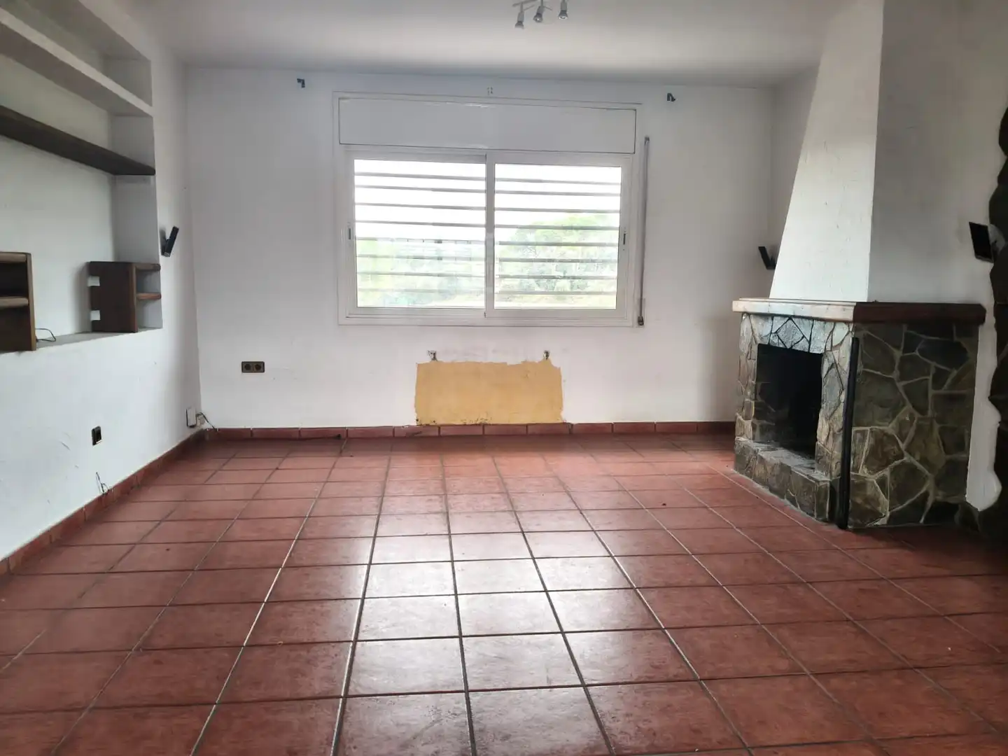 Casa con terraza en venta en Carrer d'Amadeu Víves, imagen 6