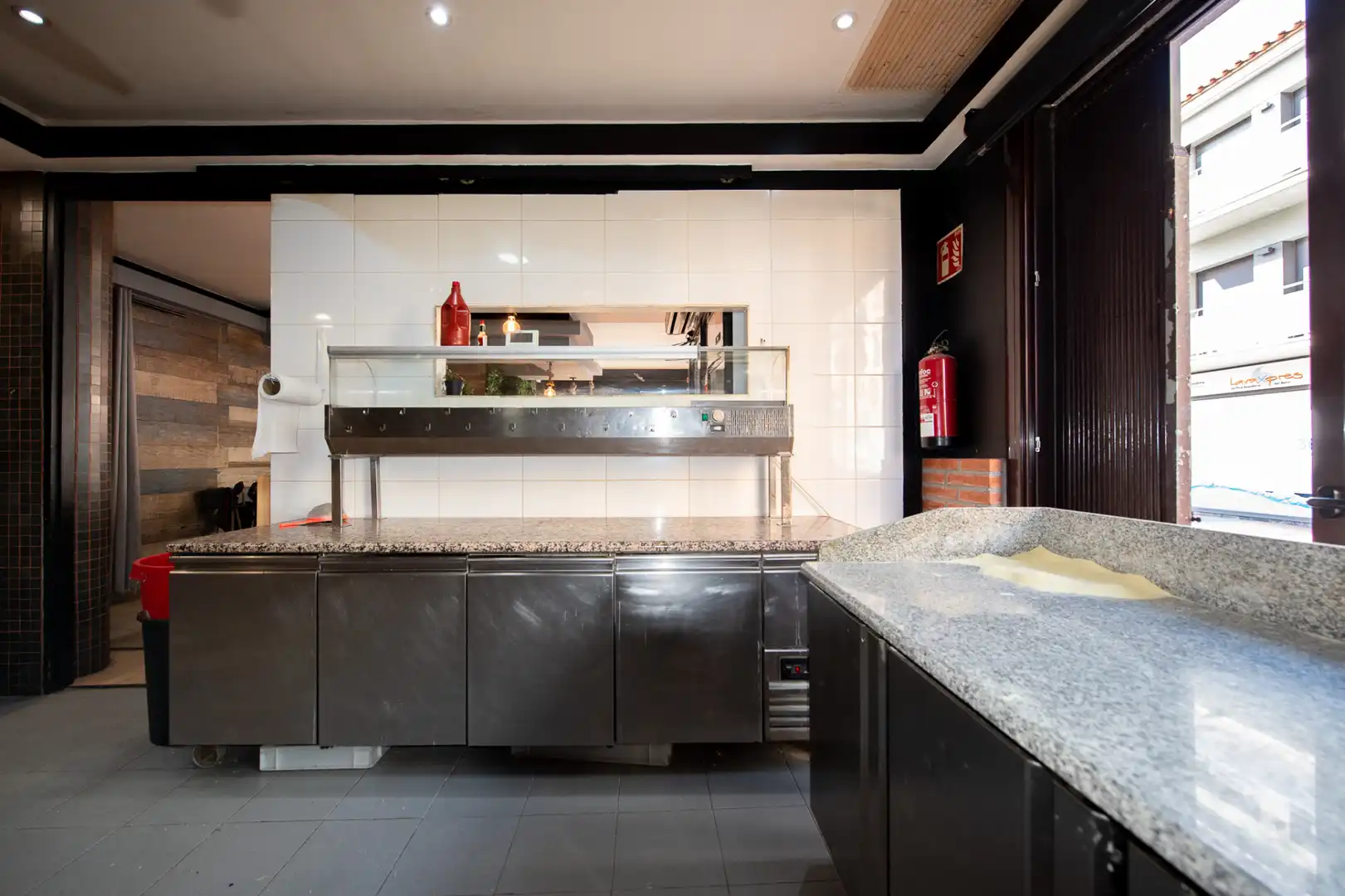 Locale commerciale in cessione a Carrer de Girona, imagen 22