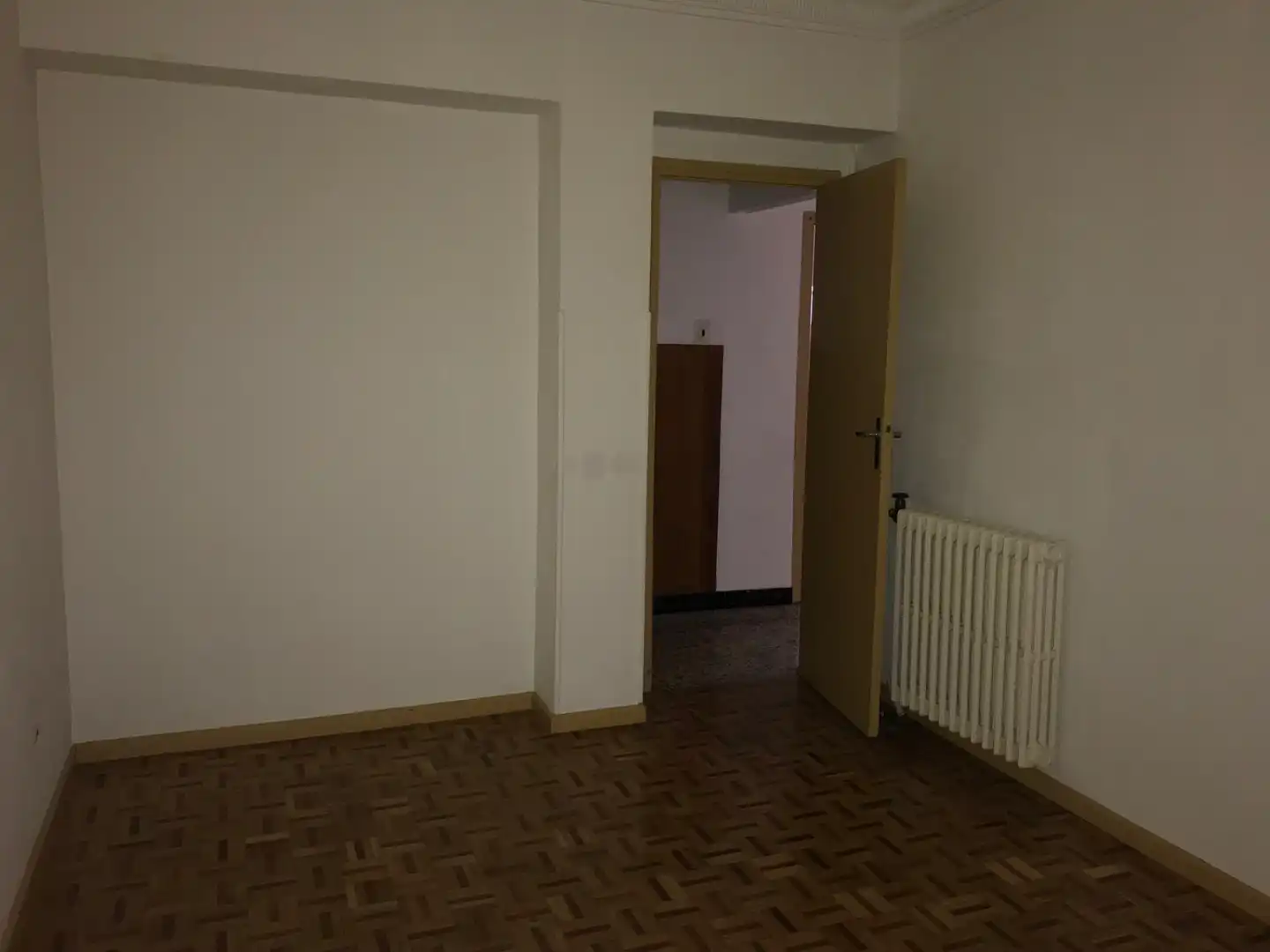 Wohnung zum Verkauf in Benavente mit Heizung, Parkett und Terrasse