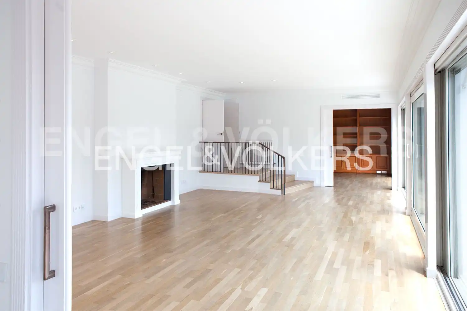Sala d'estar de Casa o xalet de lloguer en Barcelona amb Aire condicionat, Calefacció i Jardí privat