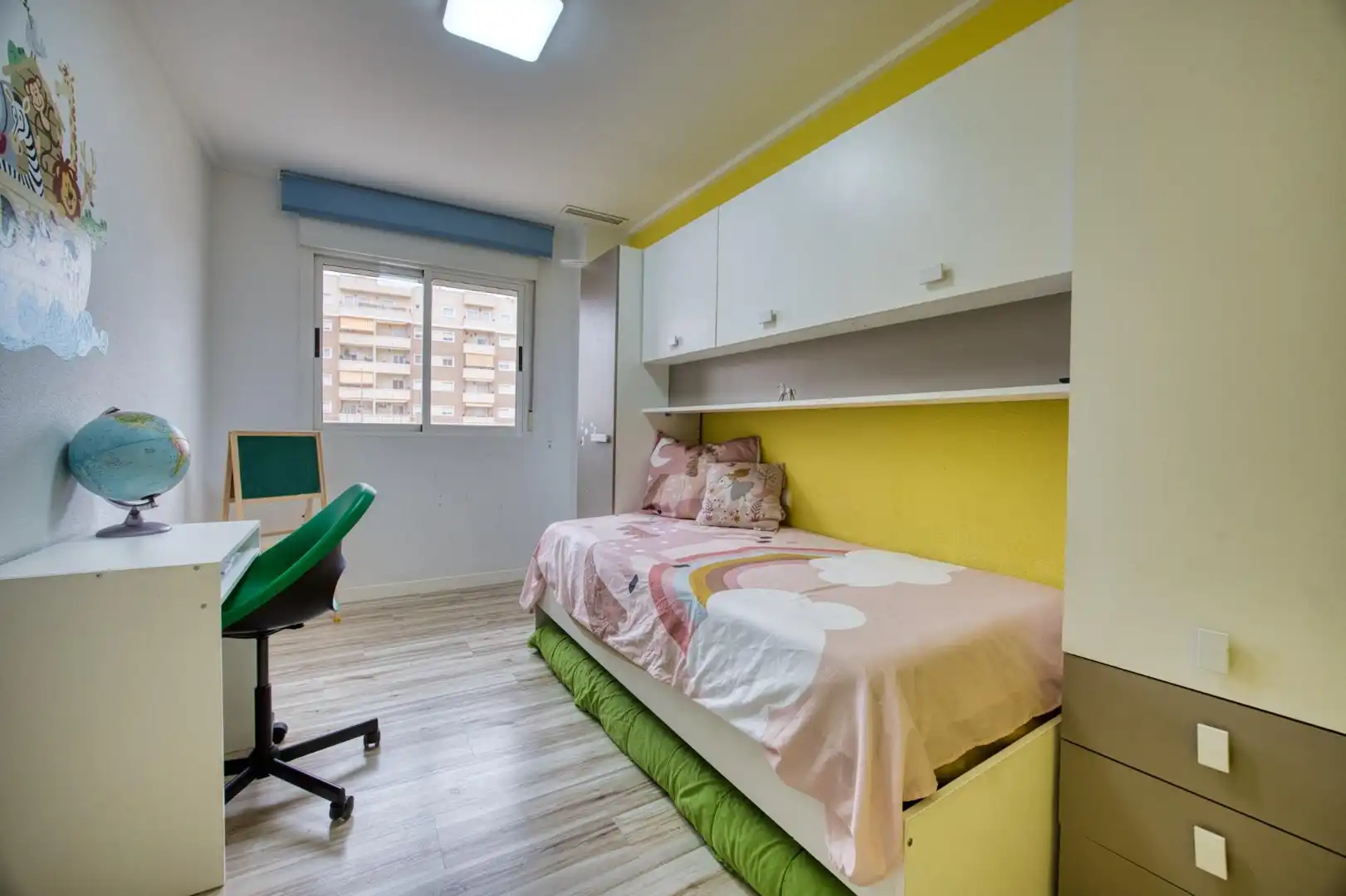 Schlafzimmer von Wohnung zum Verkauf in Monforte del Cid mit Klimaanlage, Abstellraum und Möbliert