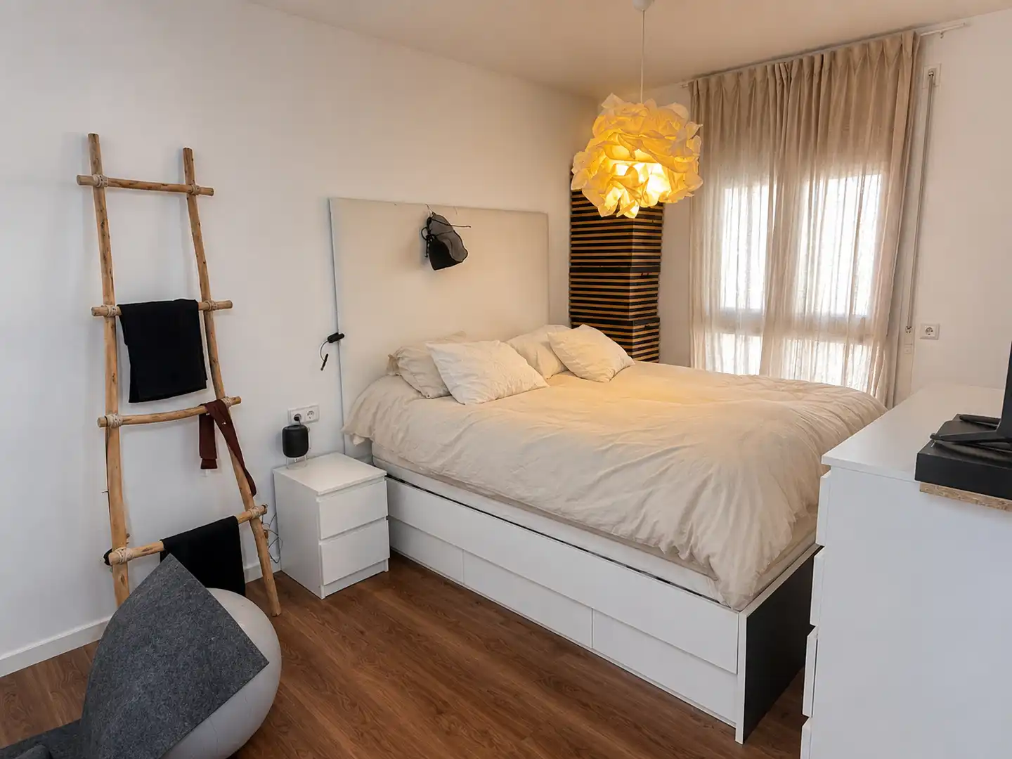 Schlafzimmer von Maisonette zum Verkauf in El Papiol mit Klimaanlage, Heizung und Parkett