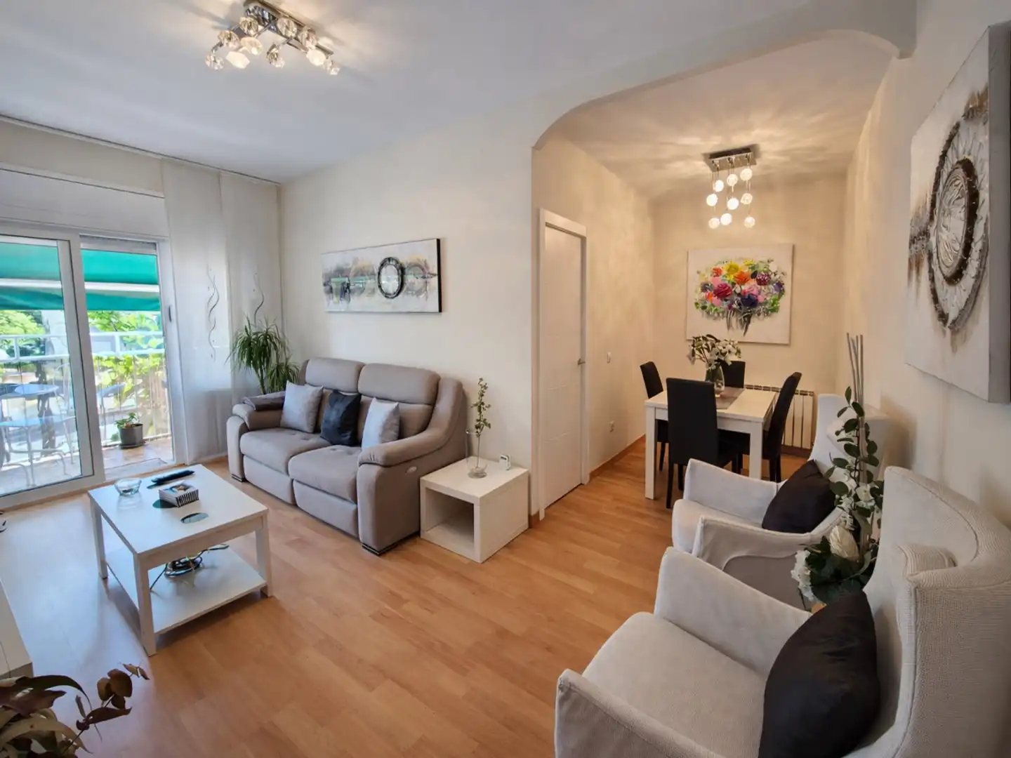 Sala de estar de Piso en venta en Sabadell con Calefacción, Parquet y Amueblado