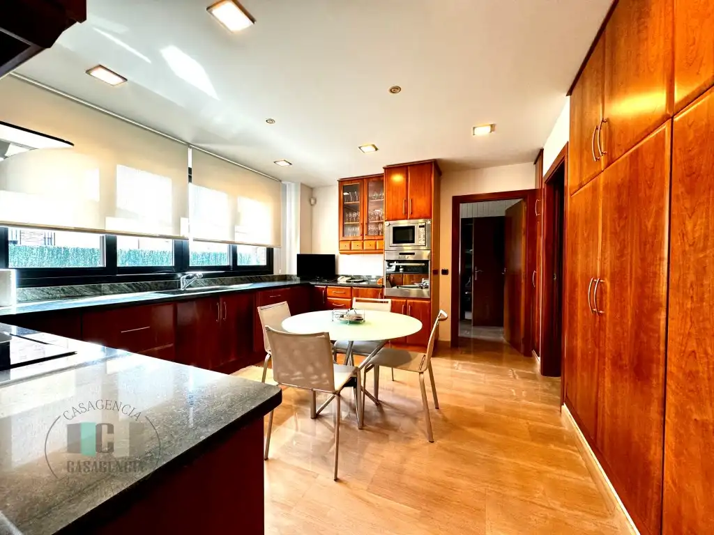 Casa o chalet en venta en Via Augusta, Les Alqueries / Alquerías del Niño Perdido