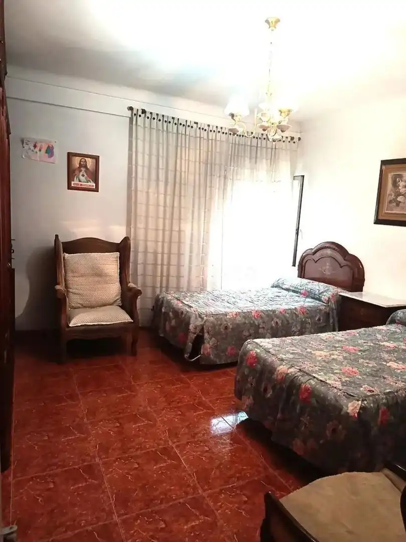 Habitación de Piso en venta en Valencia con Amueblado y Balcón
