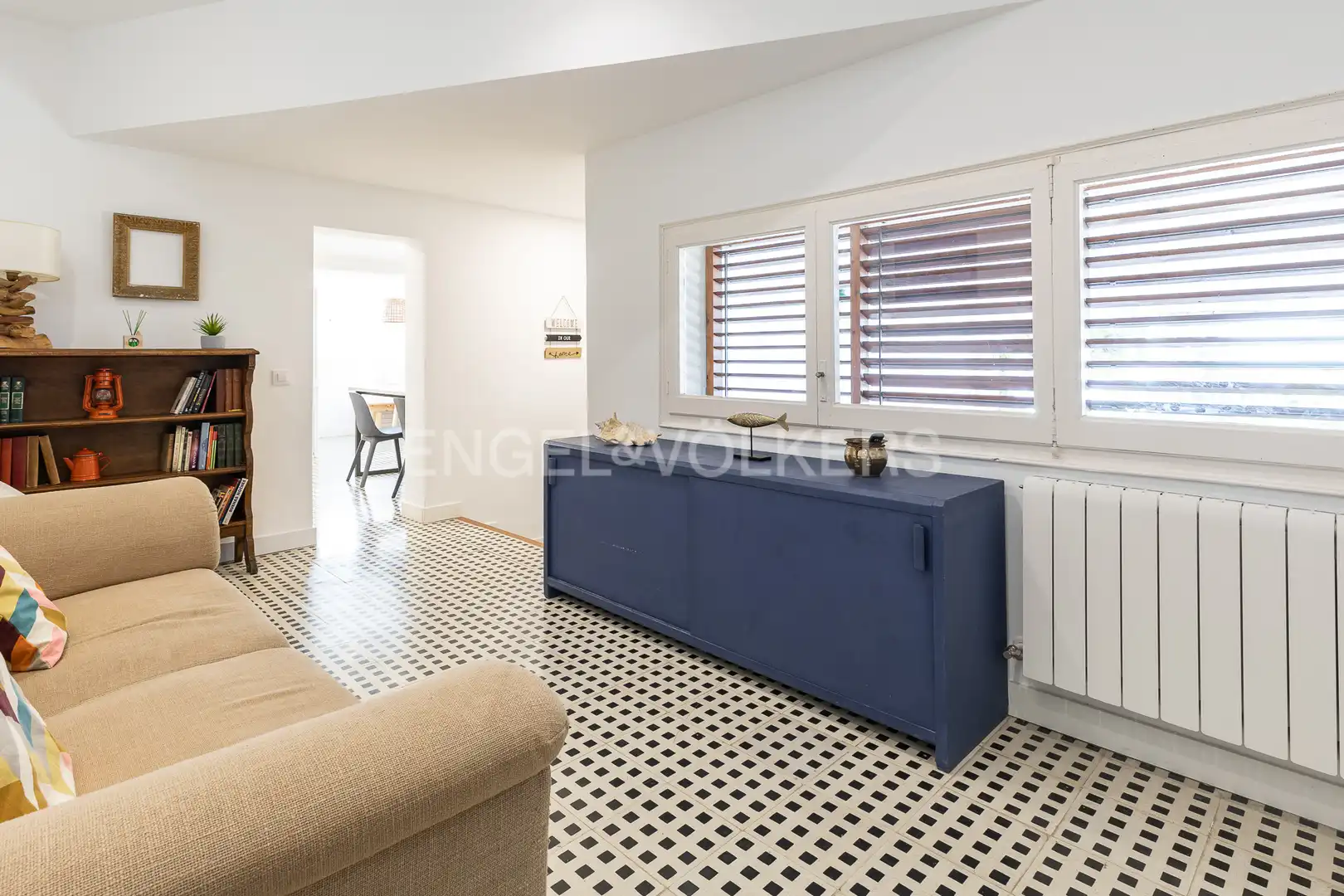 Sala d'estar de Apartament de lloguer en Caldes d'Estrac amb Calefacció, Jardí privat i Terrassa
