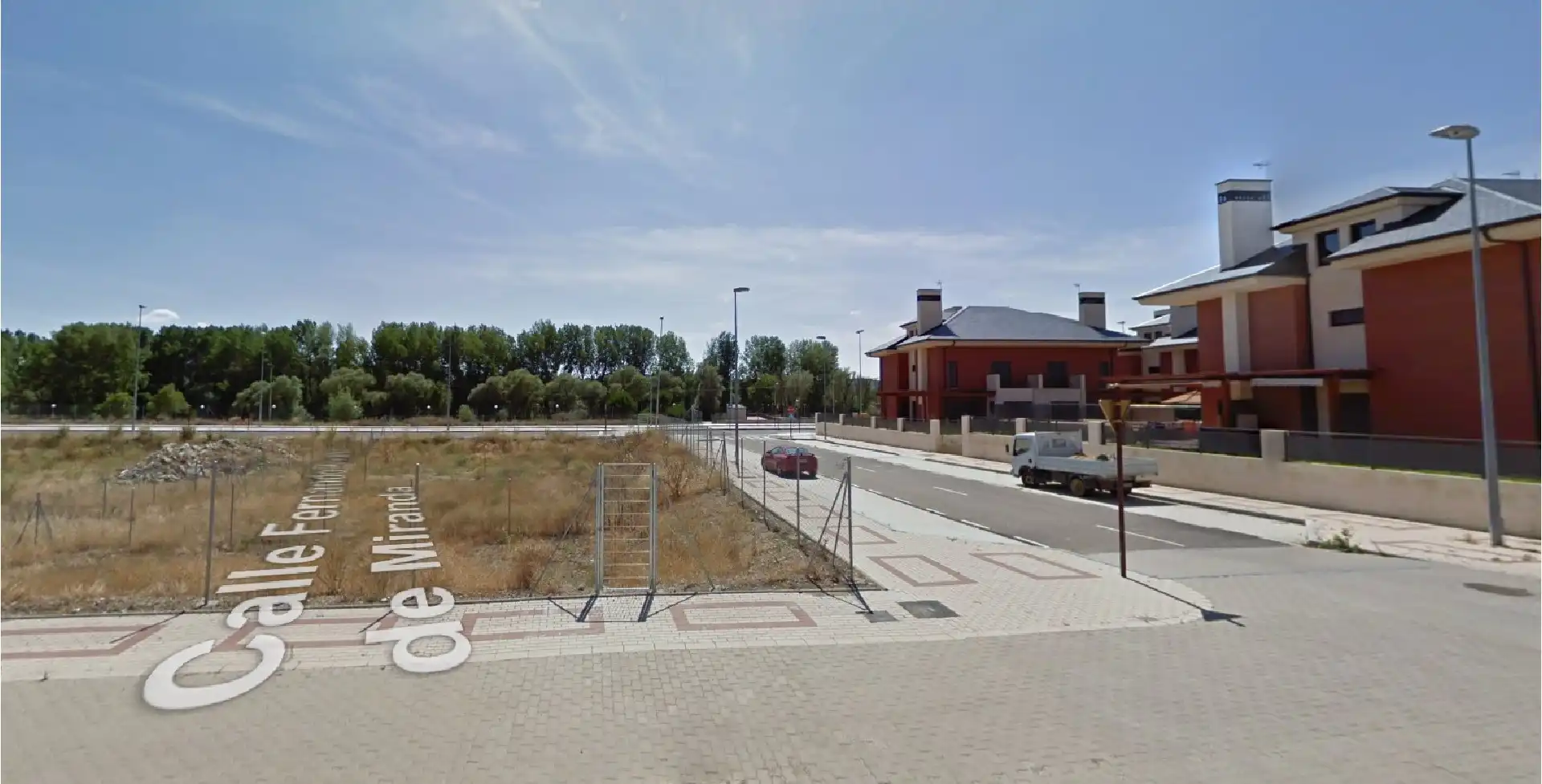 Terrenos y solares en venta en El Carmen - Casas del Hogar