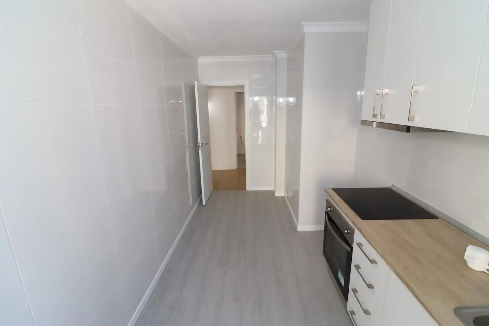 Cocina de Piso en venta en Alcanar con Parquet y Terraza