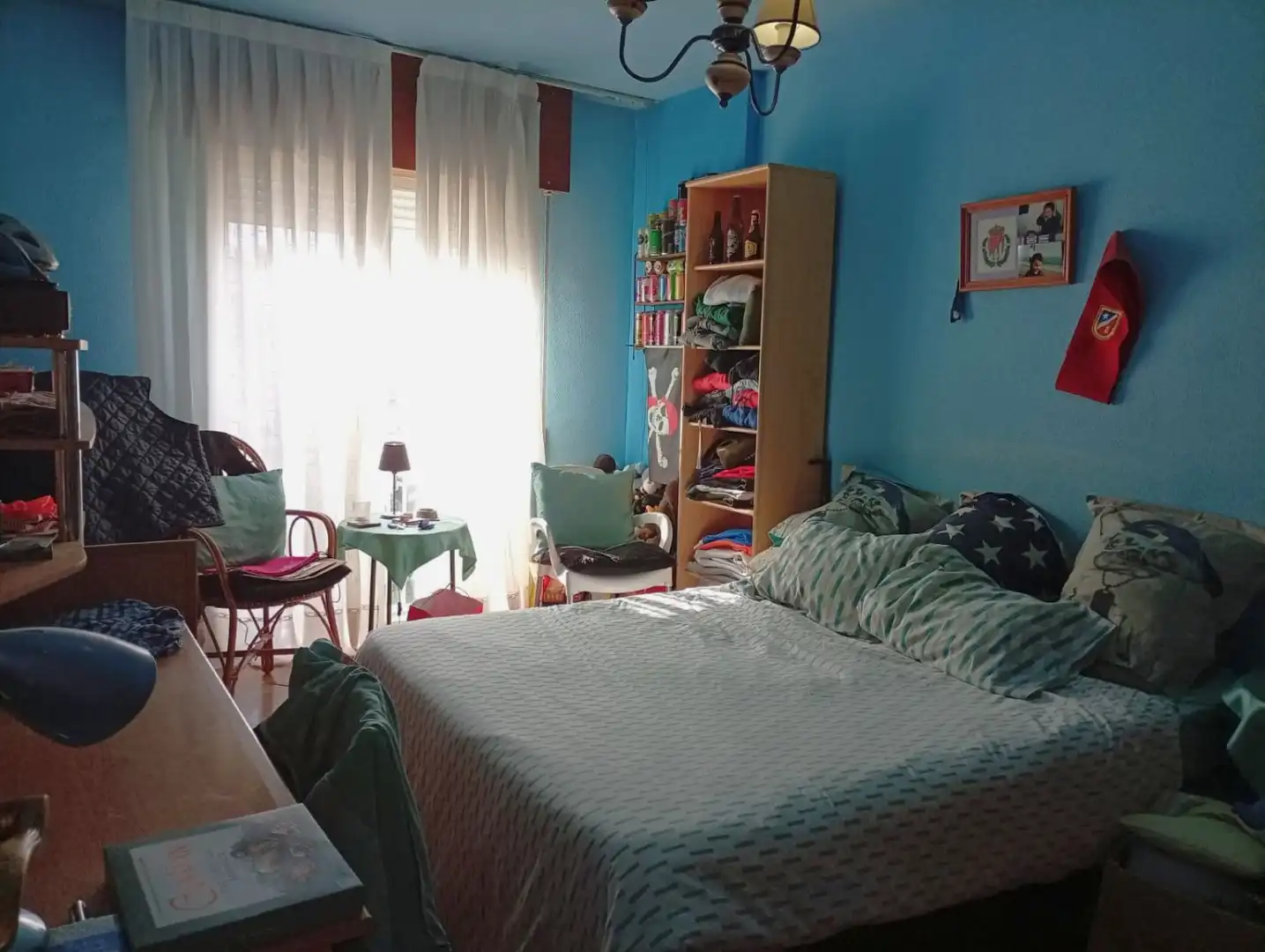 Dormitori de Casa adosada en venda en Valladolid amb Calefacció, Parquet i Piscina comunitària
