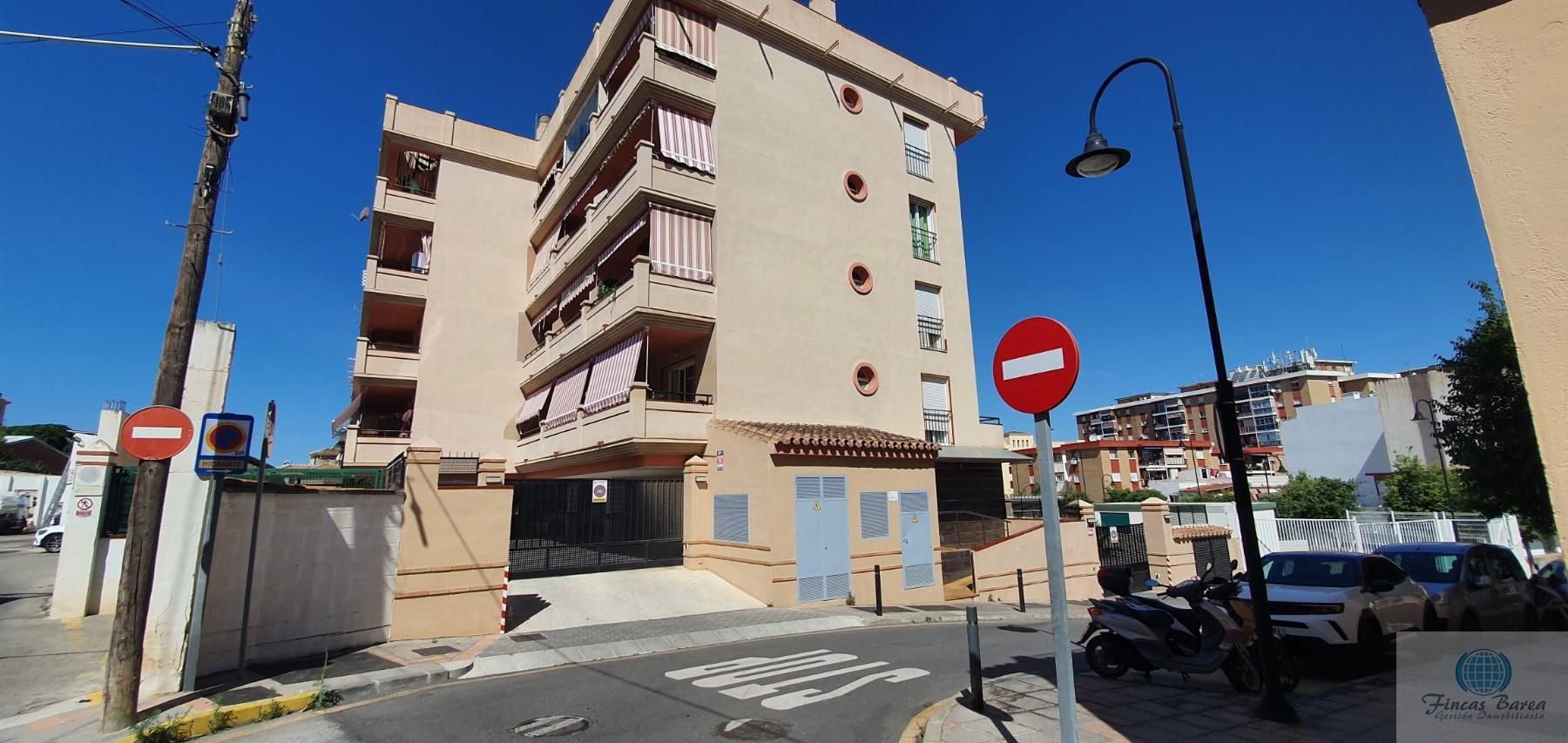 Garage to rent in Virgen de Montserrat, Centro ciudad