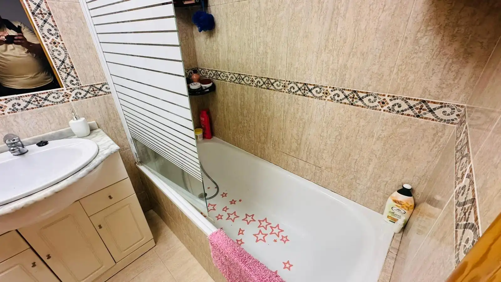 Bany de Àtic en venda en La Unión amb Terrassa, Balcó i Piscina comunitària