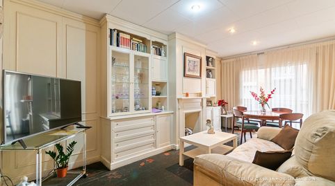 Foto 3 de Piso en venta en Llefià, Badalona