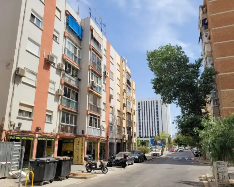 Vista exterior de Piso en venta en Málaga con Aire acondicionado, Calefacción y Terraza