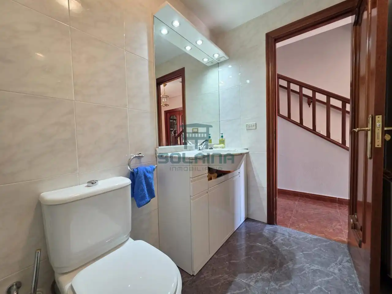 Bathroom of Detached homes for sale in Ourense Capital   with Heating, Private garden and Furnished
