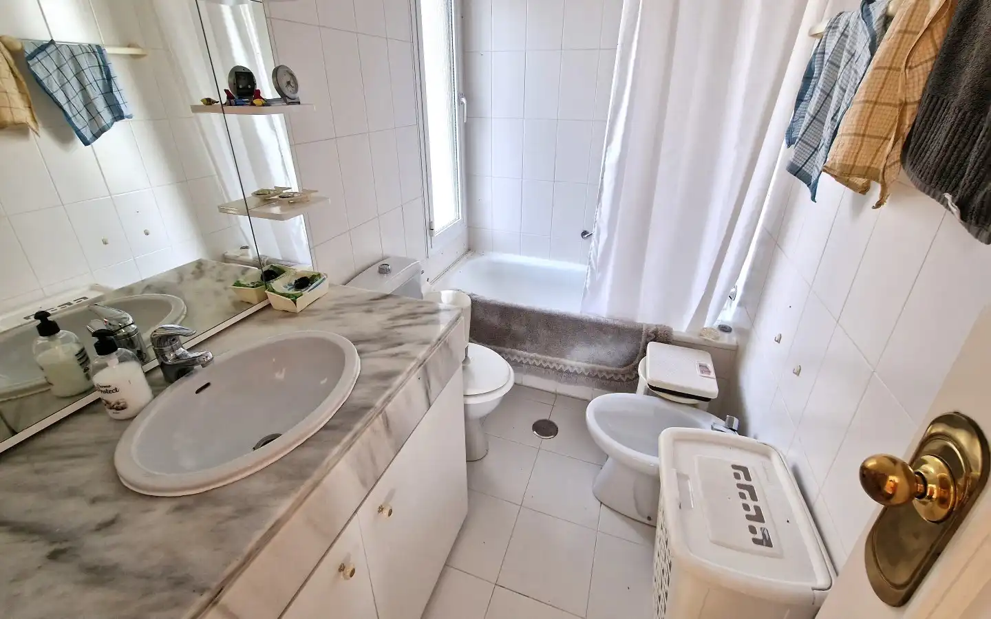 Bany de Apartament en venda en Mijas amb Aire condicionat, Terrassa i Moblat