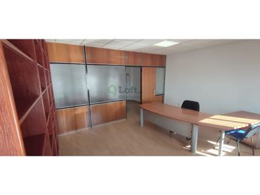 Oficina amb ascensor en venda a Casco Antiguo