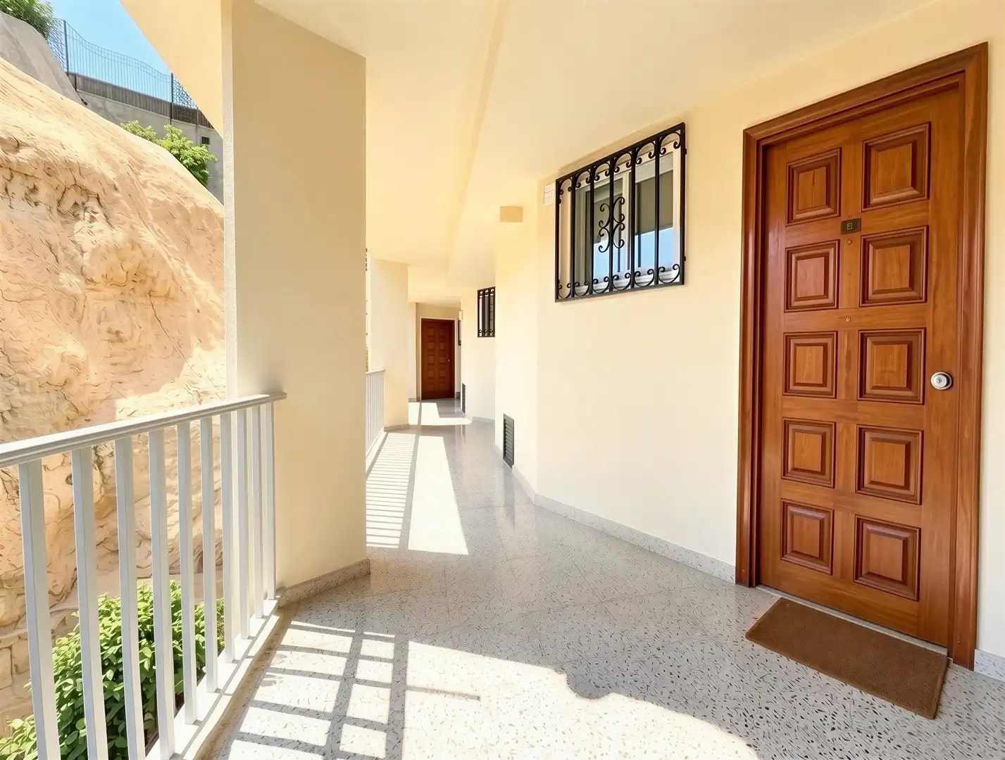 Terrassa de Apartament en venda en Calvià amb Aire condicionat, Piscina i Balcó