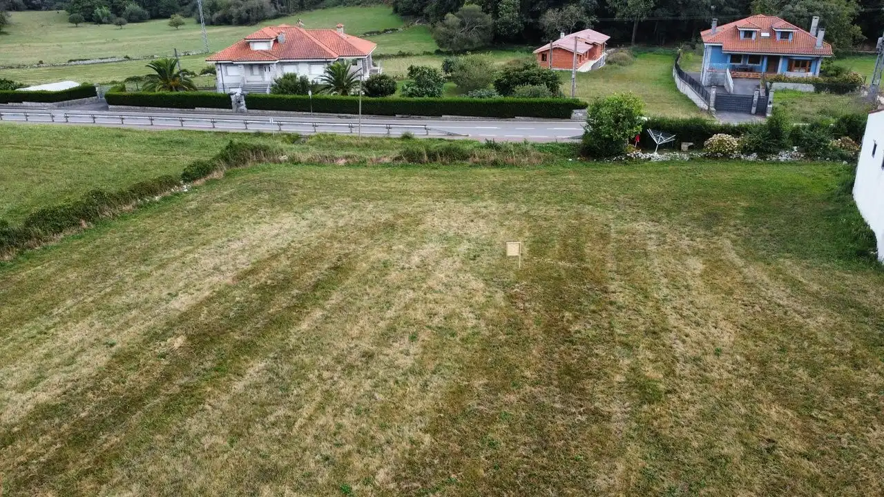 Residencial en venda en Llanes