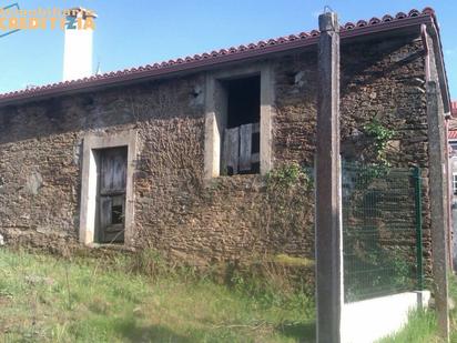 Exterior view of House or chalet for sale in Vila de Cruces