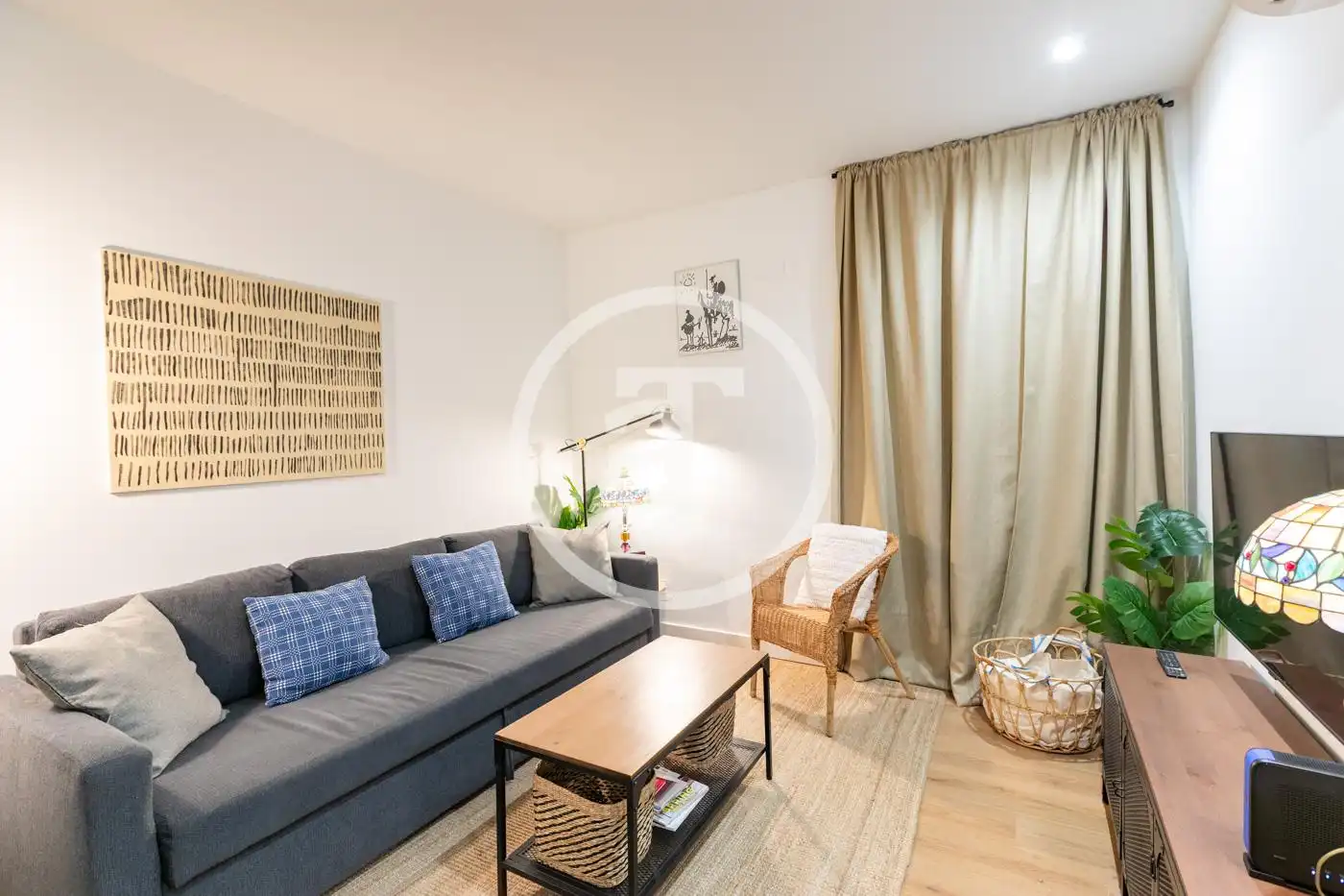 Flat for rent in Calle de Alberto Bosch, Jerónimos