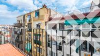 Exterior view of Attic for sale in  Barcelona Capital  with Terrace